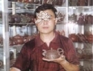 紫砂壶艺师图片：潘国新 